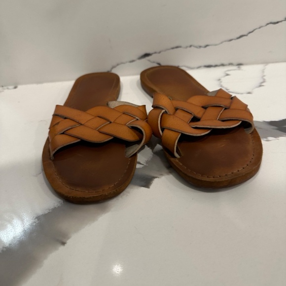 Braided Sandal - Picture 2 of 2